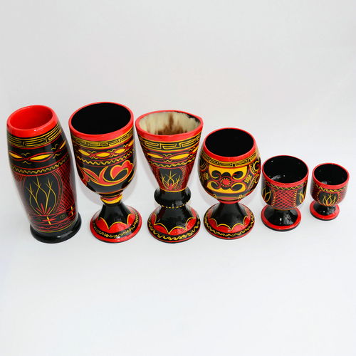 漆彩华章，彝韵留香 探秘大凉山西昌彝族漆绘实木酒杯