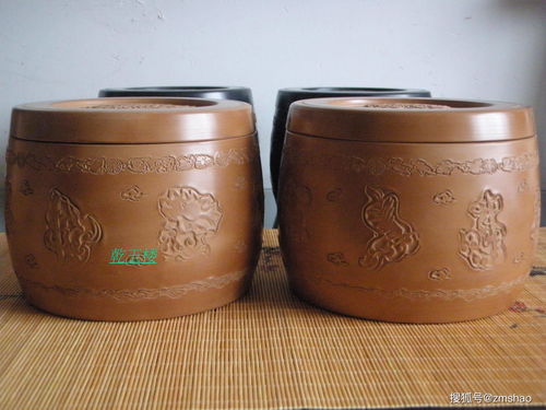 雅趣与匠心 养蟋蟀的盆具文化及其市场价值